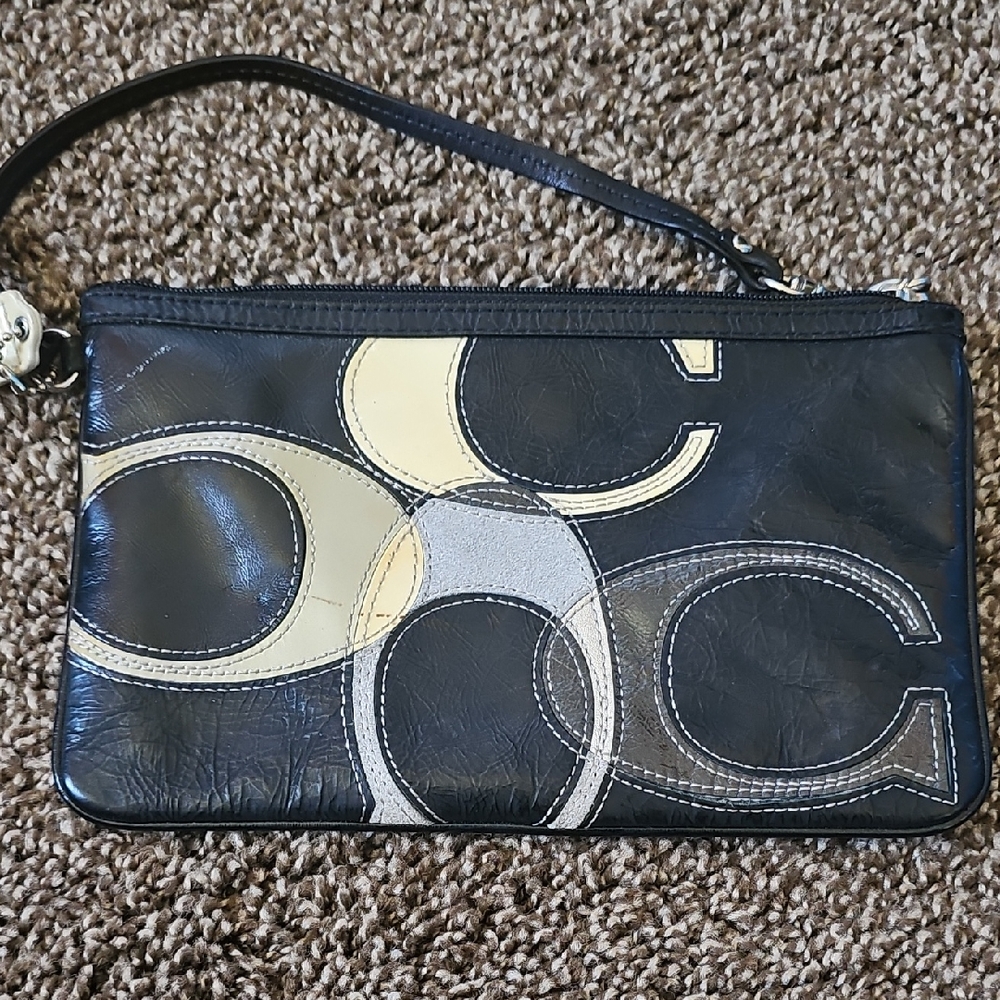 Coach Black and Cream Wristlet